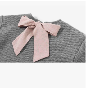Robe d'hiver grise pour fille à volants roses